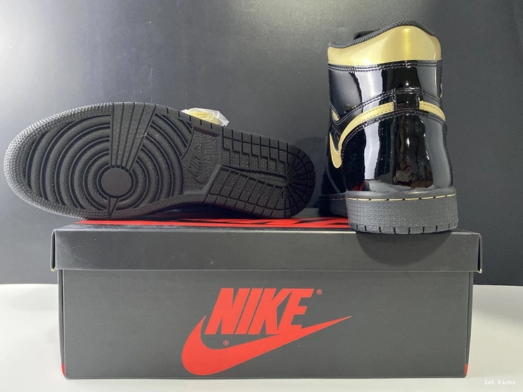 High Jordan  555088-032 Air OG  1 1127